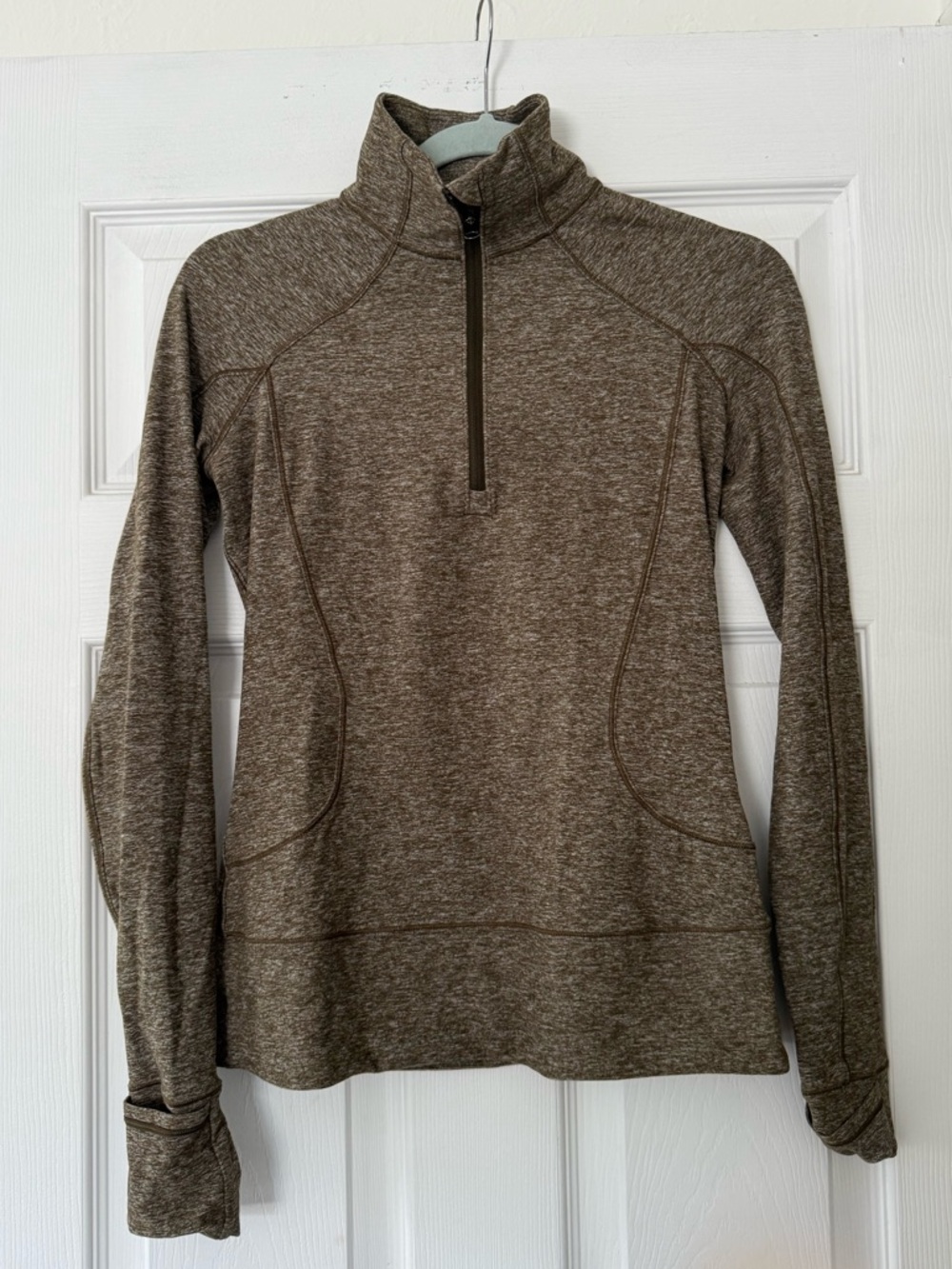 Lululemon - Women’s Olive Quarter-Zip Performance Pullover